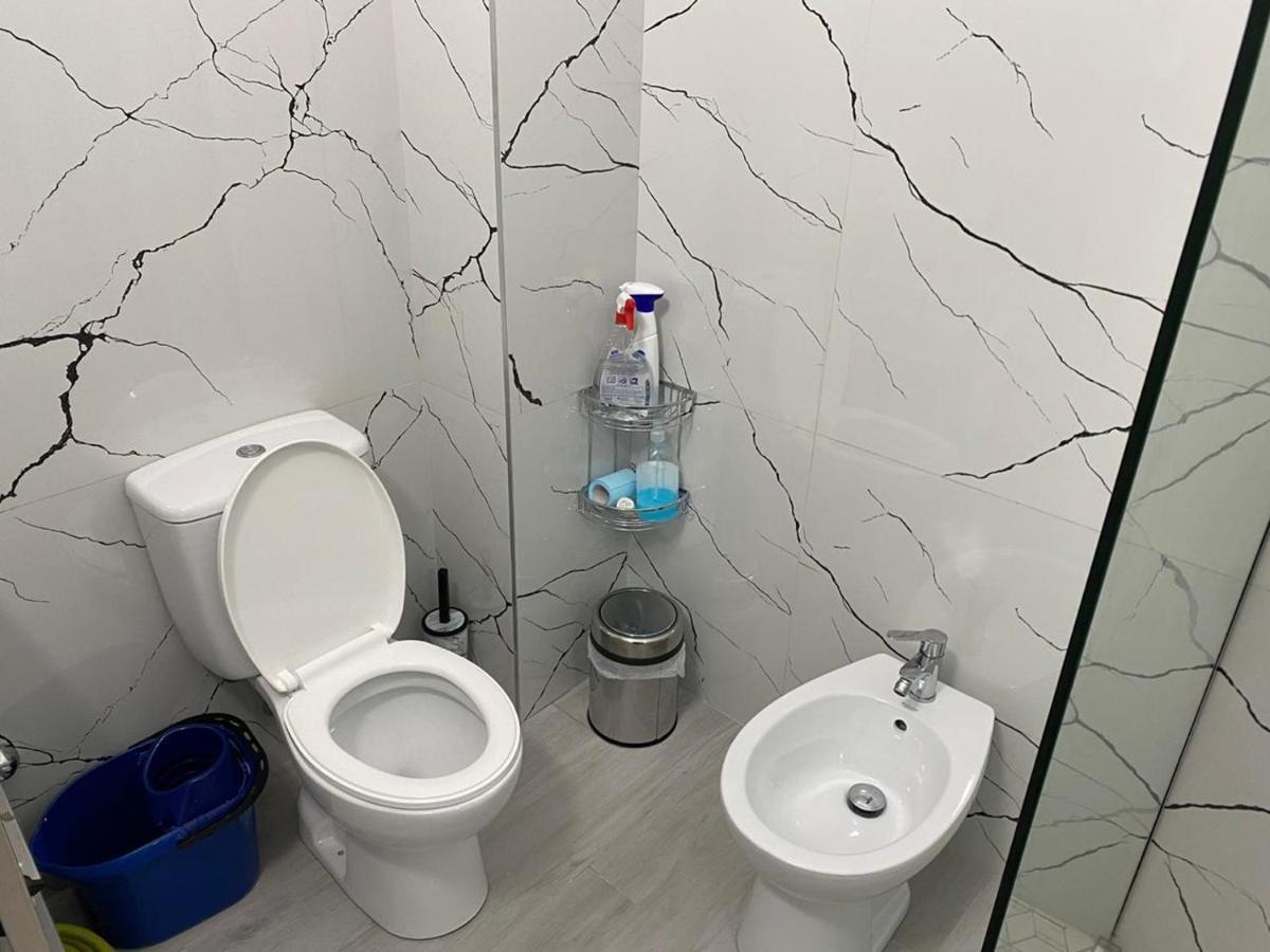 Kevin'S Lungomare Apartment Wlora Zewnętrze zdjęcie