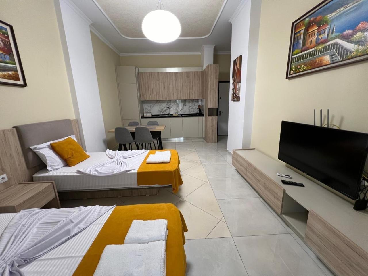 Kevin'S Lungomare Apartment Wlora Zewnętrze zdjęcie